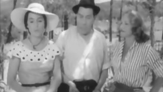 小妞只是一个小小的抱怨，但古视观看色情照相机在这