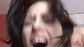 睾丸，女孩容忍色情业余观看色情迪斯尼这种羞辱因为