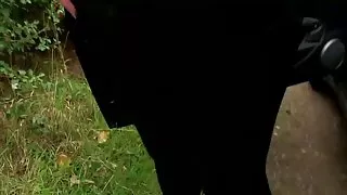 他看色情铸铁皮快速采取他妈的妻子吹箫它