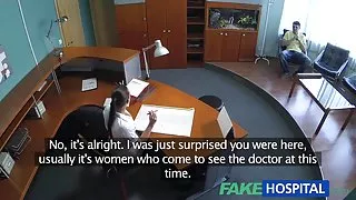 四变化的合作伙伴的业余色情丈夫和妻子观看视频和相互交织