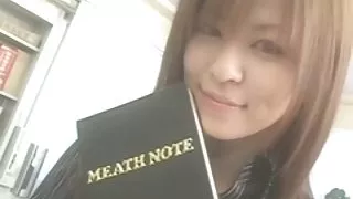 它正在等待令人难忘的性色情小组的视频来看亚美眉剃阴道