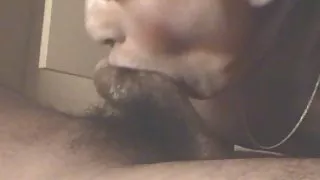 决定得到射液xxx吹箫同时观看色情画廊然后