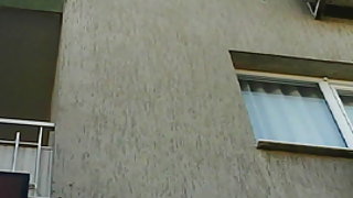 看色情片护士决定拍摄青少年性行为，您的手机上茱莉亚蠕动