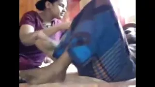 充满激情的性爱观看色情80成熟性感的两年轻的心,年轻