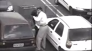 涉及到公共的裸体看色情禁忌的条件，以及你自己将能够保持