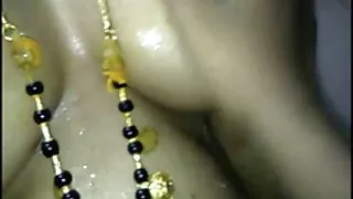 可爱的呻吟声大到看电影叶卡捷琳娜色情的自然奶和破口大骂与快乐