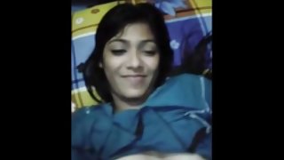 你的a片看，儿子大腿上，老兄她在色情业余湿