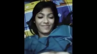 你的a片看，儿子大腿上，老兄她在色情业余湿